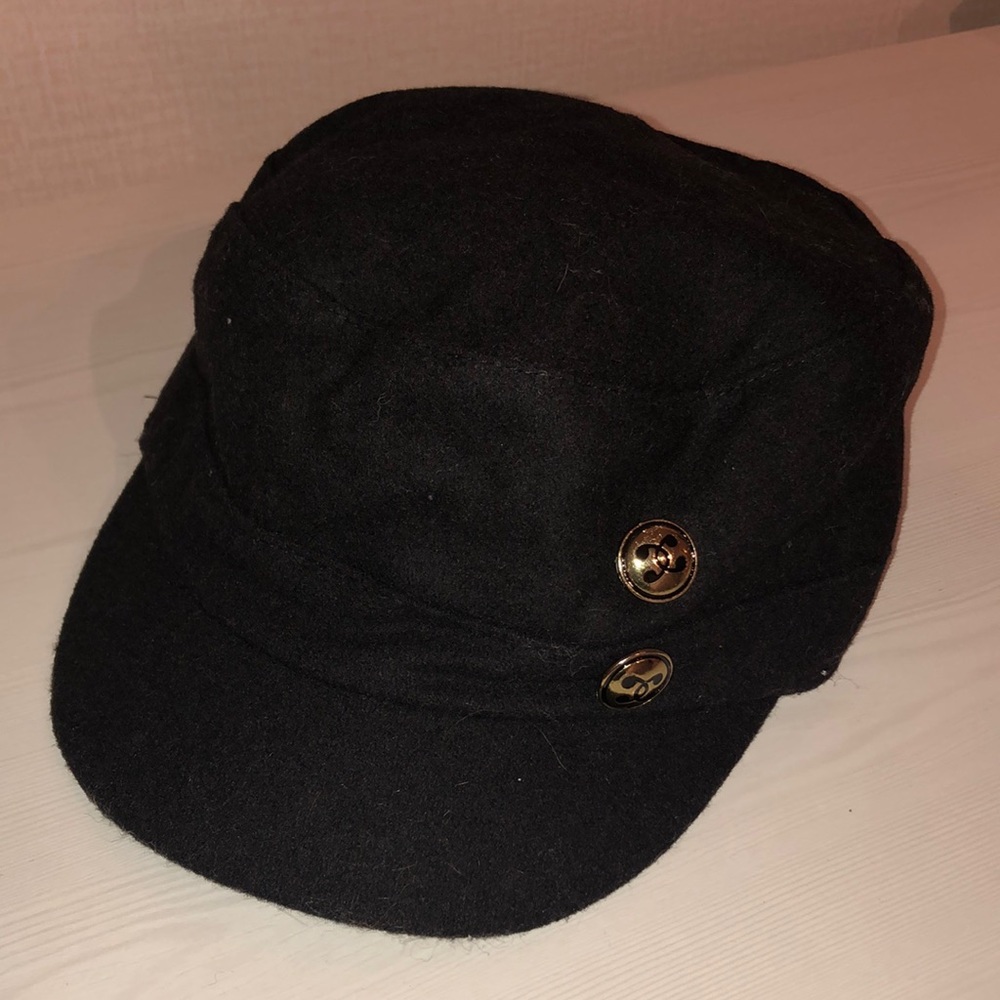 Black Cap Style Hat!
